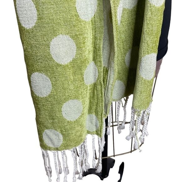 Calzeat of Scotland Scarf Green and Cream Polka Dot Fringe - Picture 5 of 10